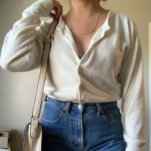 Cream colored cardigan 🦙